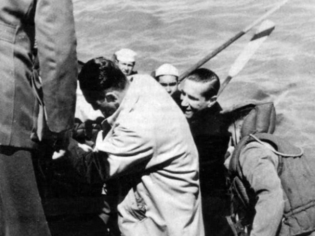 Perón se retira al exilio